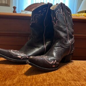 Old Gringo brown leather boots size 8